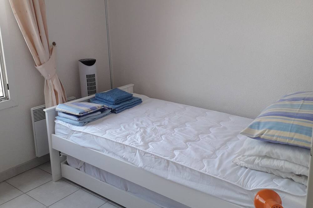 Photo of Bedroom in Aigues-Mortes