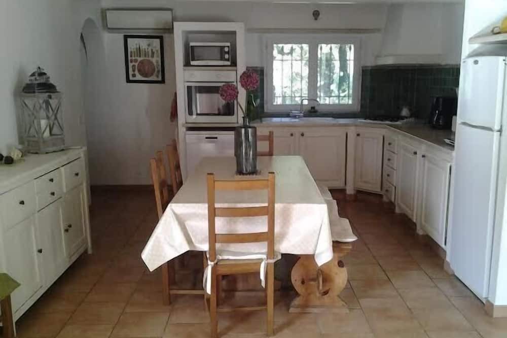 Photo of Kitchen in Bonnieux