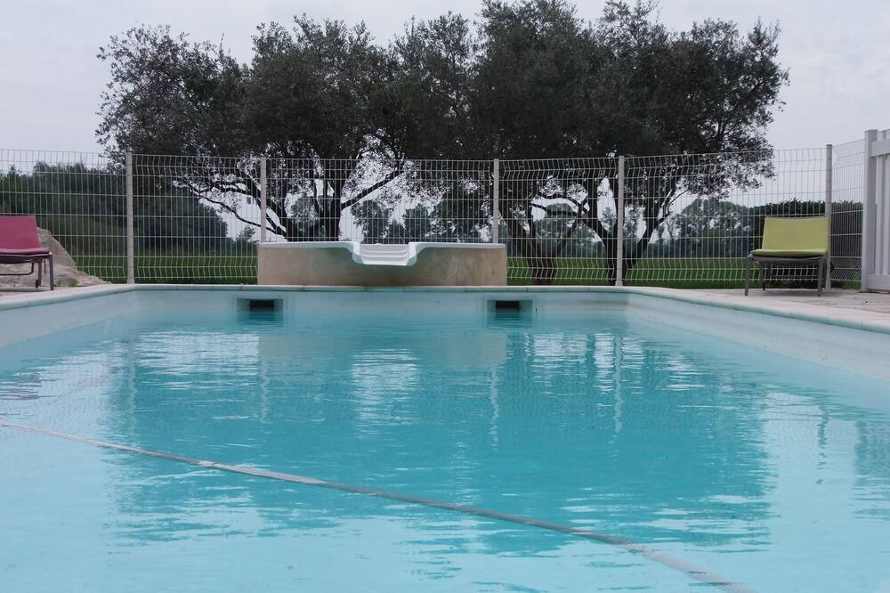 Photo of Outdoor in Arles