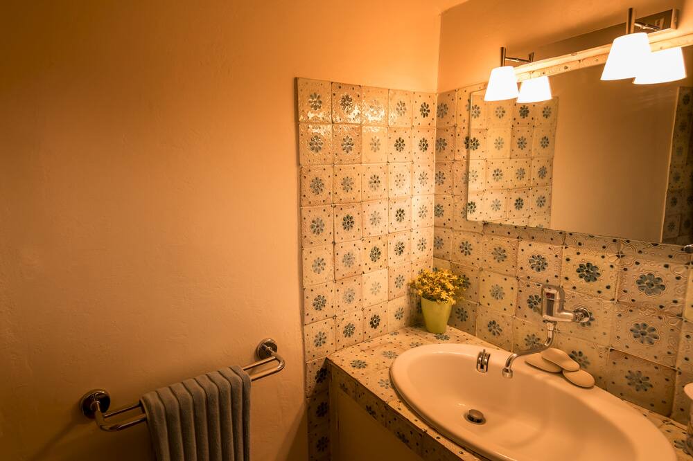 Photo of Bathroom in Ramatuelle