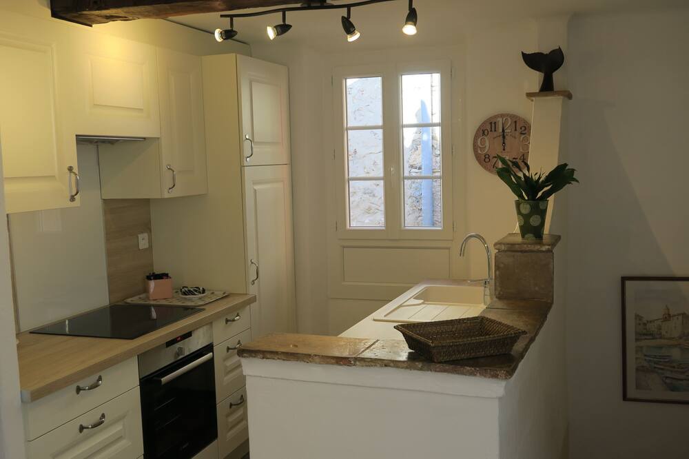 Photo of Kitchen in Ramatuelle