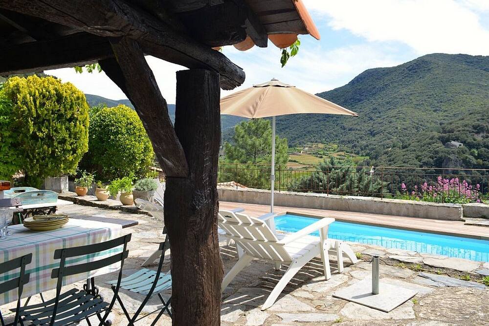 Photo of Outdoor in Vieussan