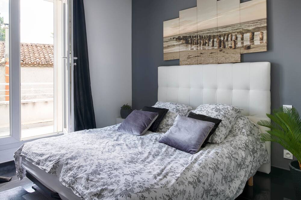 Photo of Bedroom in Avignon