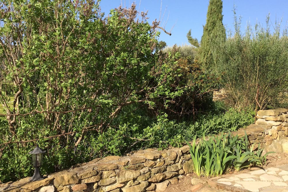 Photo of Outdoor in Montfort