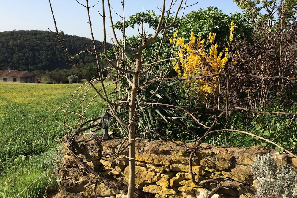 Photo of Outdoor in Montfort