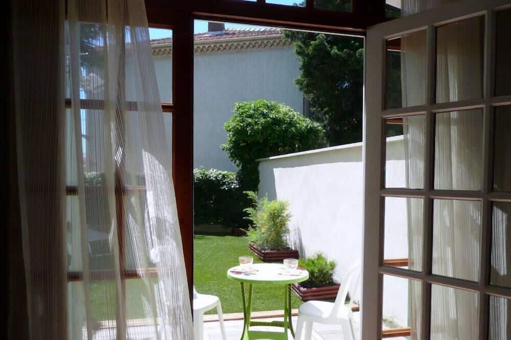 Photo of Outdoor in Port-Saint-Louis-du-Rhone
