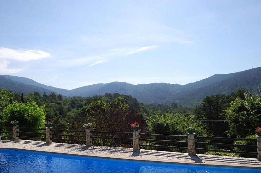 Photo of Outdoor in Bargemon