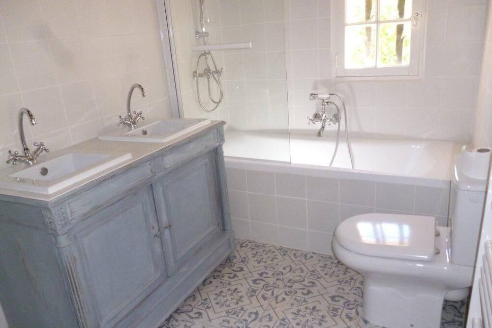 Photo of Bathroom in Bargemon