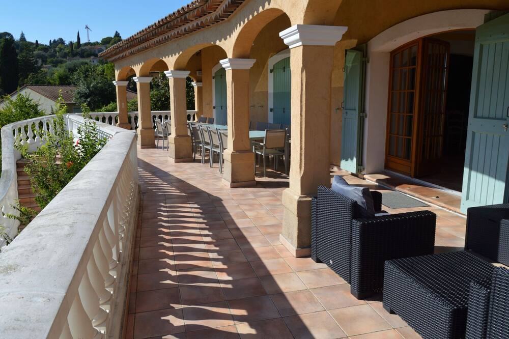 Photo of Patio Balcony in Carnot