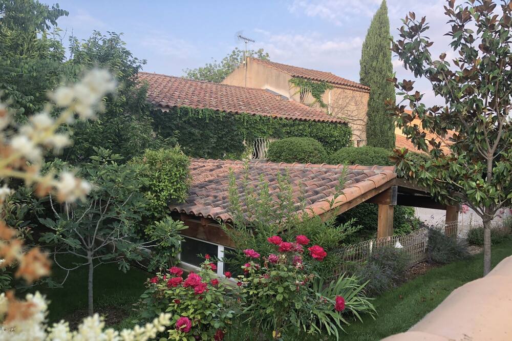 Photo of Outdoor in Gemenos