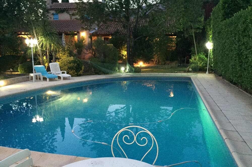 Photo of Outdoor in Gemenos