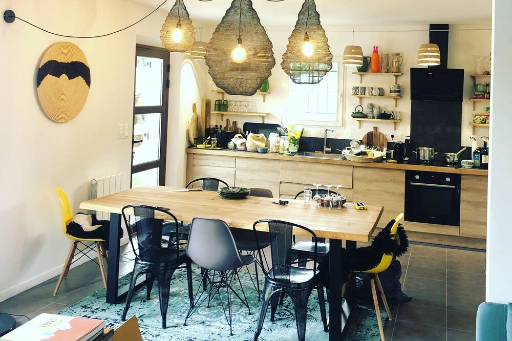 Photo of Kitchen in Vitrolles-en-Luberon