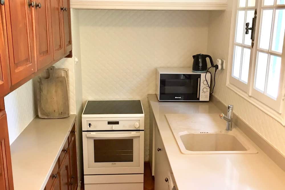 Photo of Kitchen in Les Baux-de-Provence