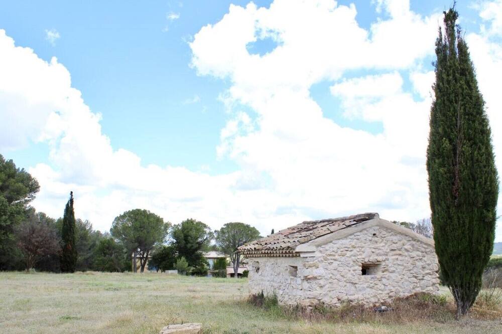 Photo of Others in Lambesc
