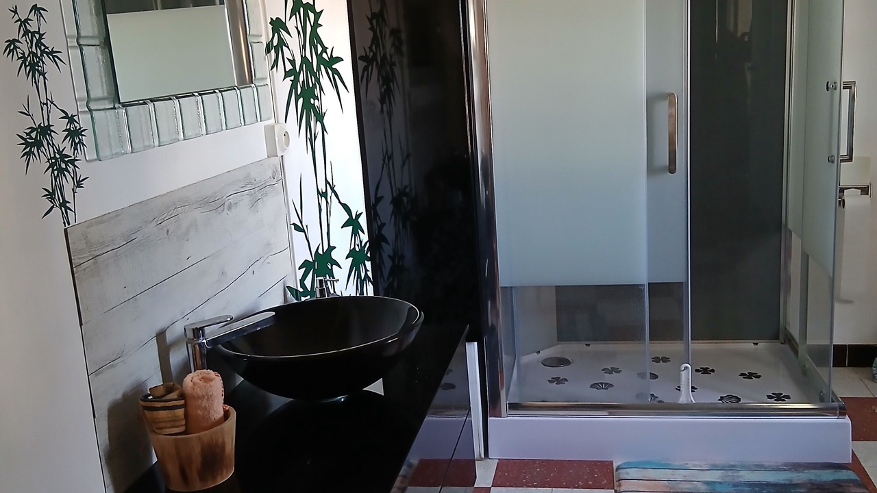 Photo of Bathroom in Villeneuve-les-Beziers