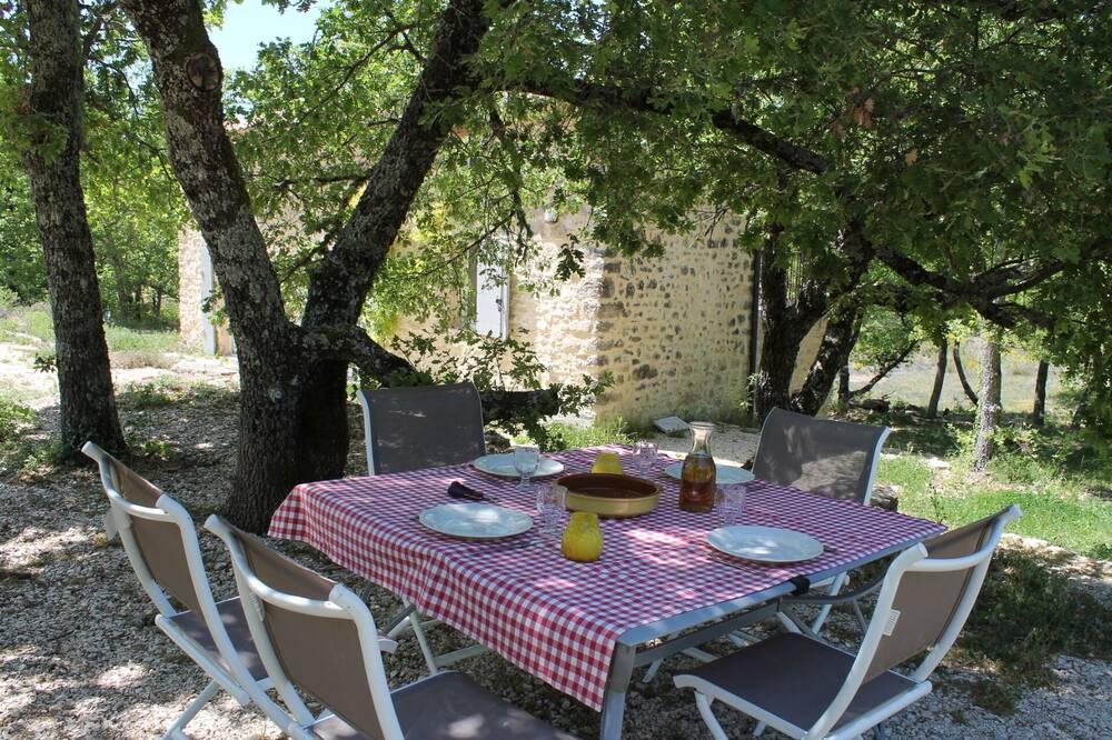 Photo of Patio Balcony in Saint-Martin-de-Castillon