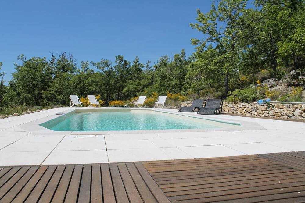 Photo of Outdoor in Saint-Martin-de-Castillon