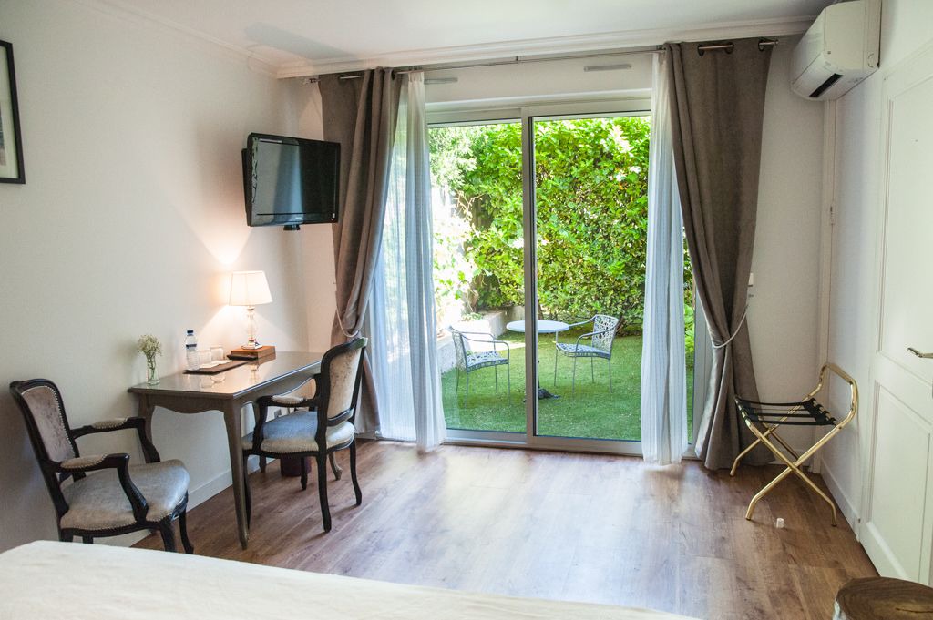 Photo of Bedroom in Salon-de-Provence