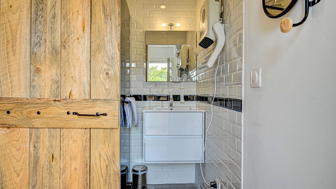 Photo of Bathroom in Gemenos