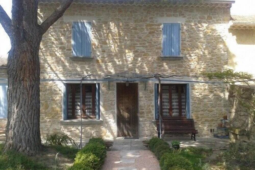 Photo of Outdoor in Orange