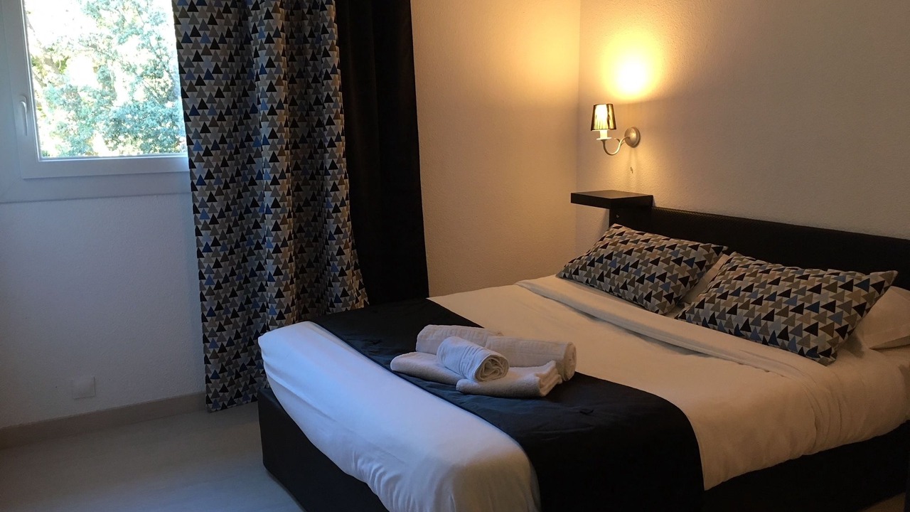Photo of Bedroom in Salon-de-Provence