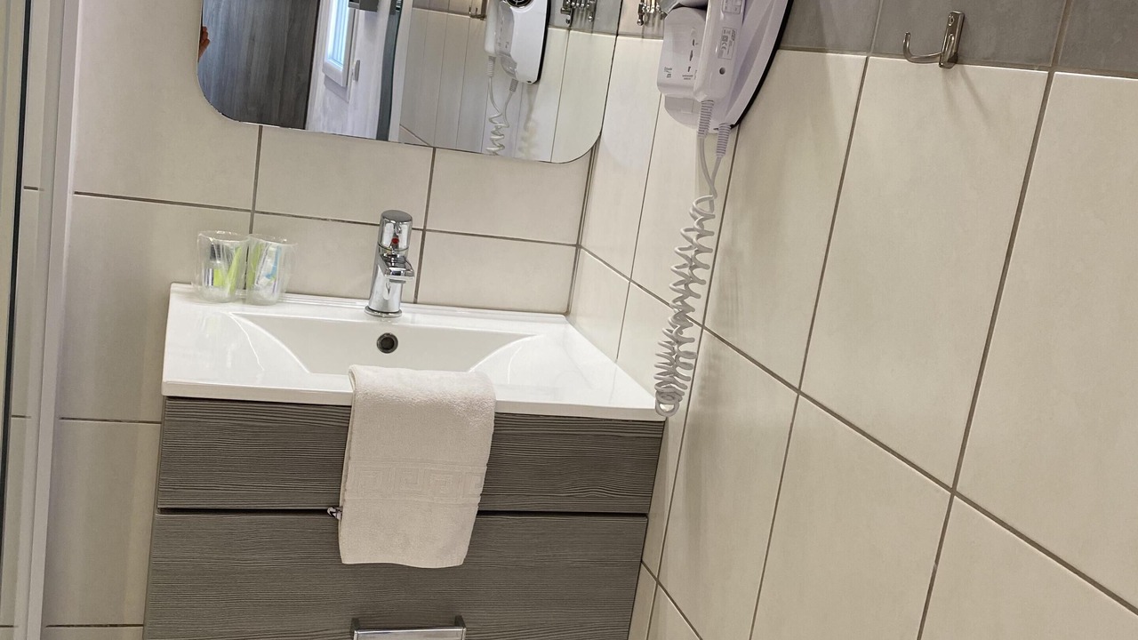 Photo of Bathroom in Marseillan