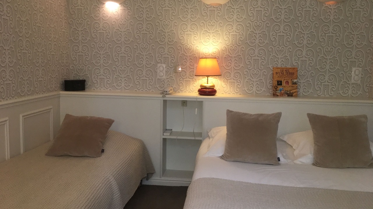 Photo of Bedroom in Beaux Arts-Boutonnet