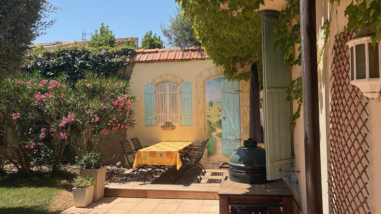 Photo of Outdoor in Homps