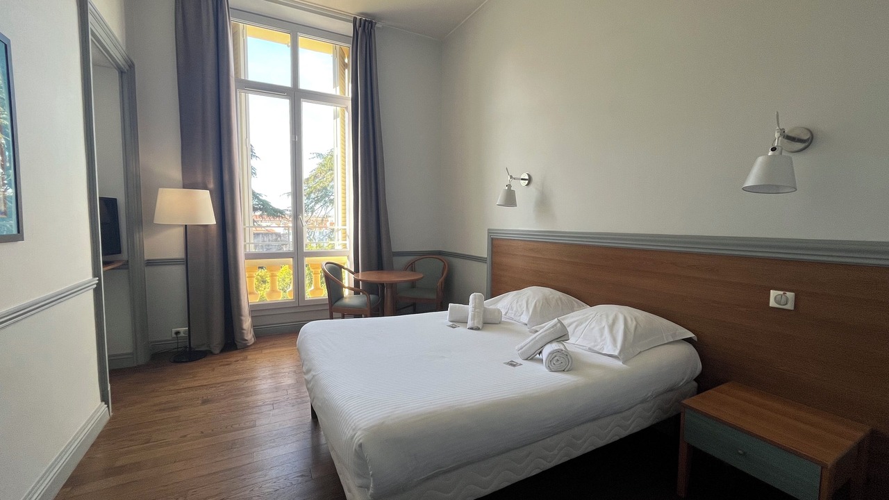 Photo of Bedroom in California - Pezou