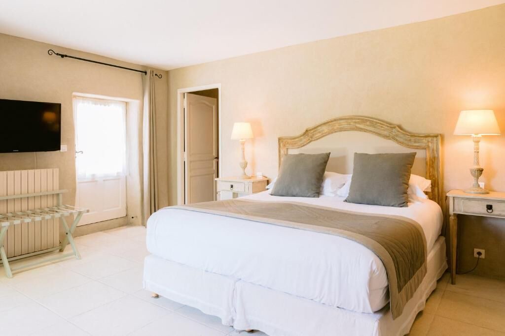 Photo of Bedroom in Orgon