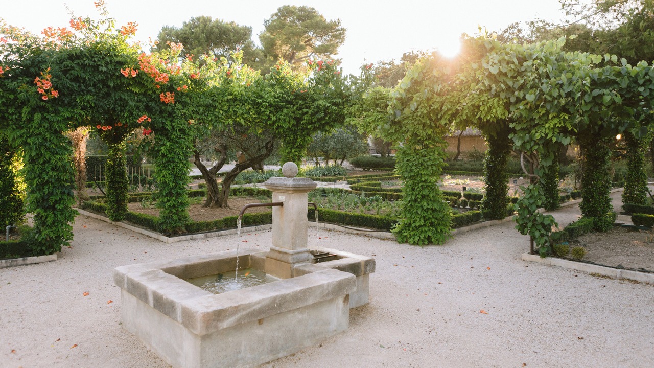 Photo of Outdoor in Orgon