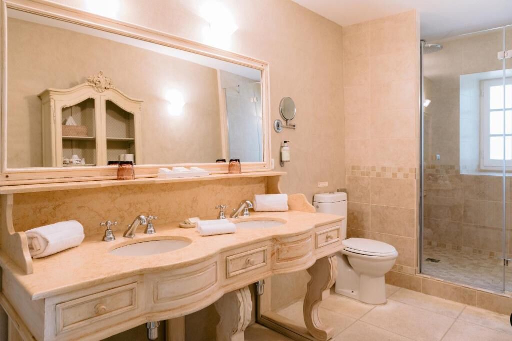 Photo of Bathroom in Orgon