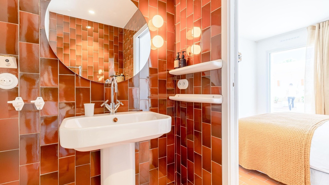 Photo of Bathroom in St.-Remy-de-Provence