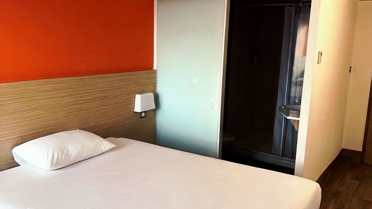 Photo of Bedroom in Istres