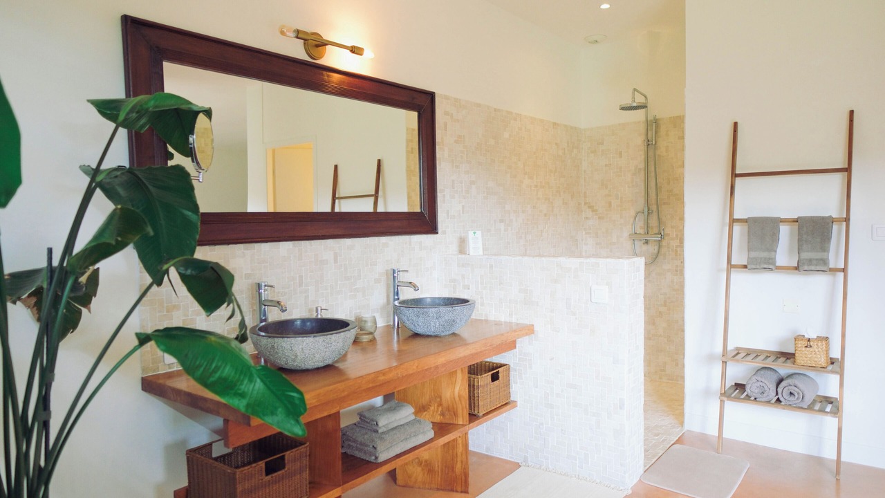 Photo of Bathroom in Saint-Pierre-des-Champs