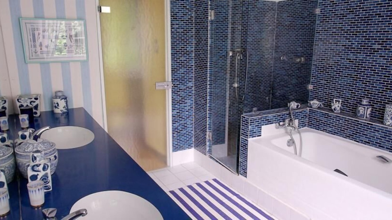 Photo of Bathroom in Orgon