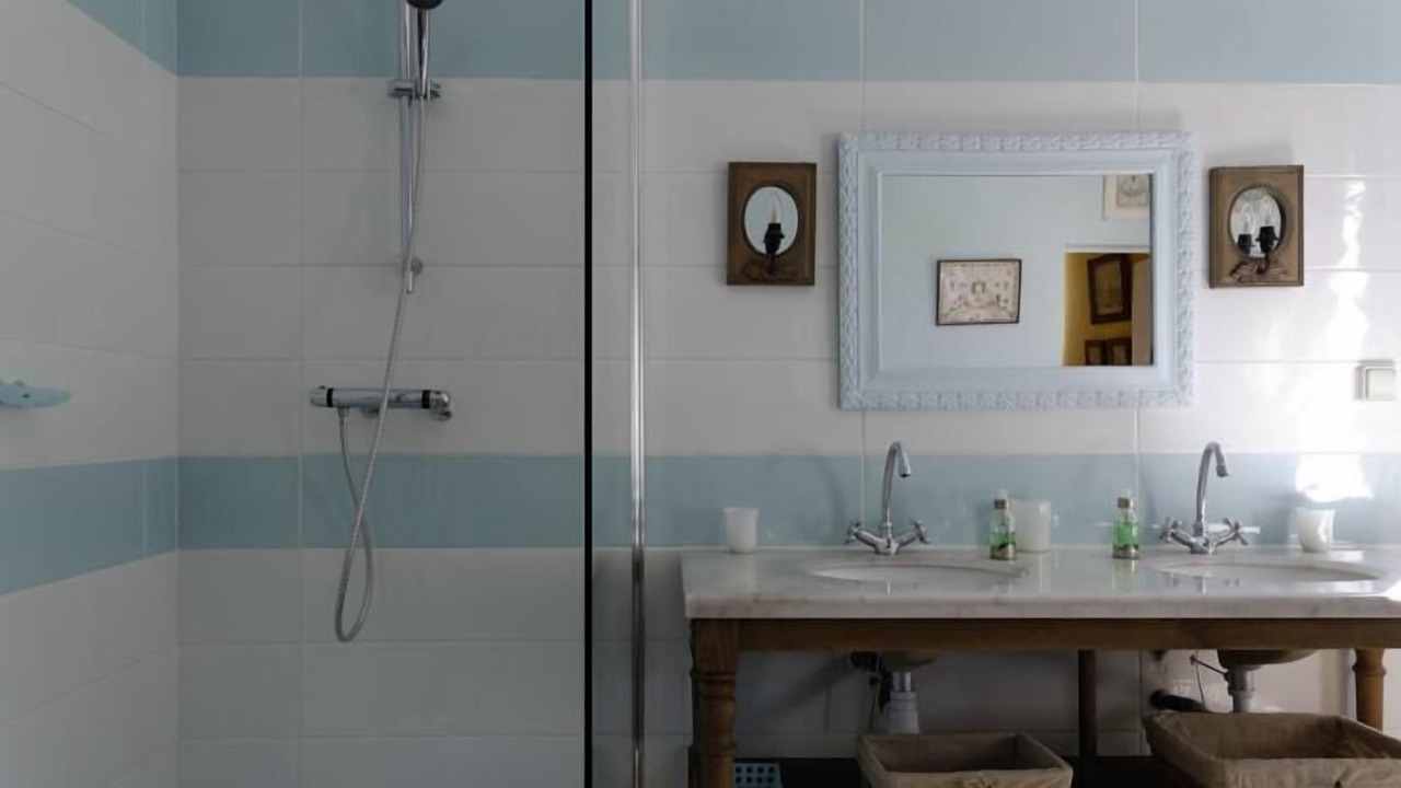 Photo of Bathroom in Orgon