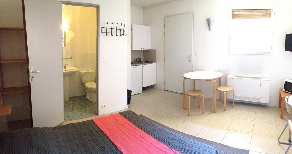 Photo of Bedroom in Gemenos
