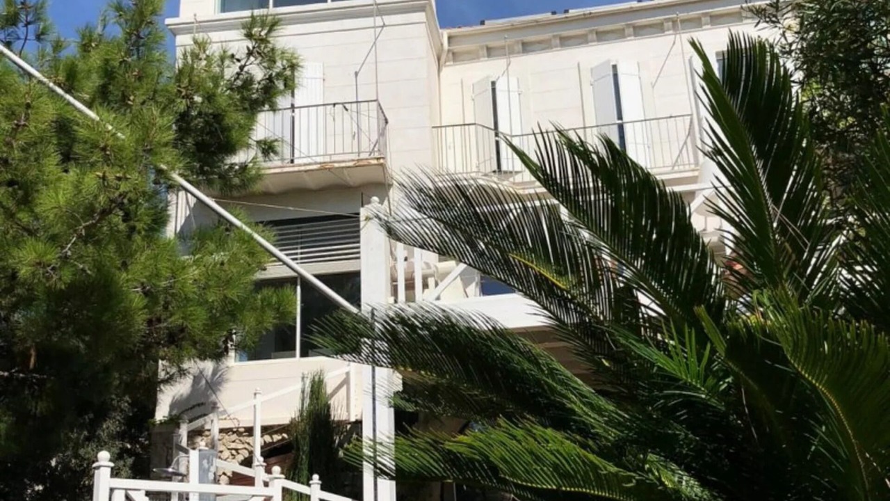 Photo of Outdoor in Bompard