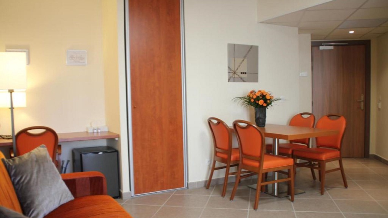 Photo of Patio Balcony in Auriol