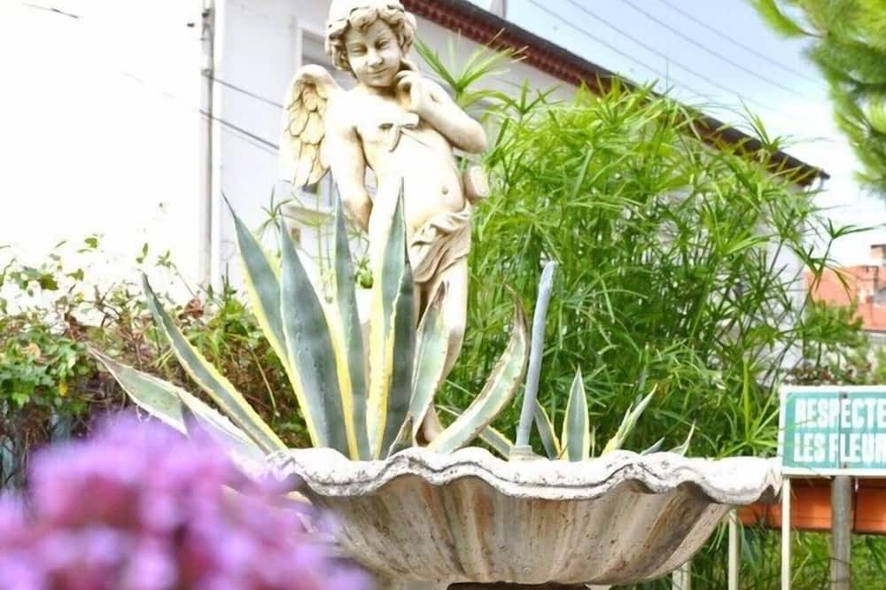 Photo of Outdoor in Estanove