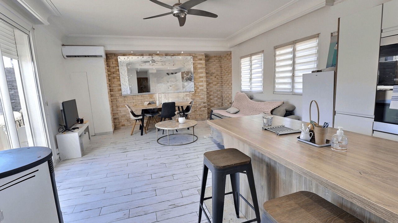 Photo of Kitchen in Saint-Lazare
