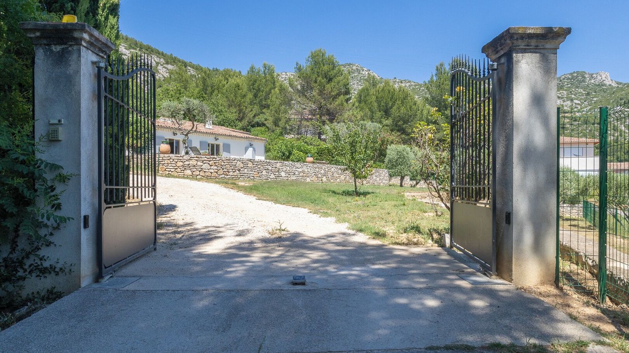 Photo of Outdoor in Gemenos