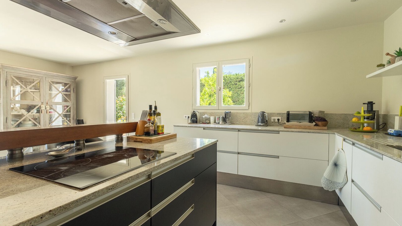 Photo of Kitchen in Gemenos