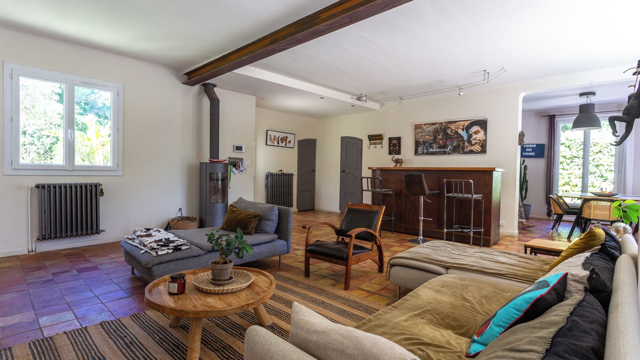 Photo of Livingroom in Eguilles