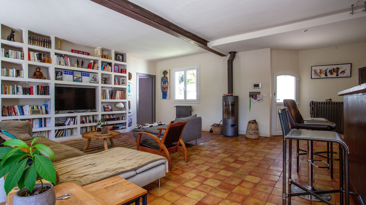 Photo of Livingroom in Eguilles