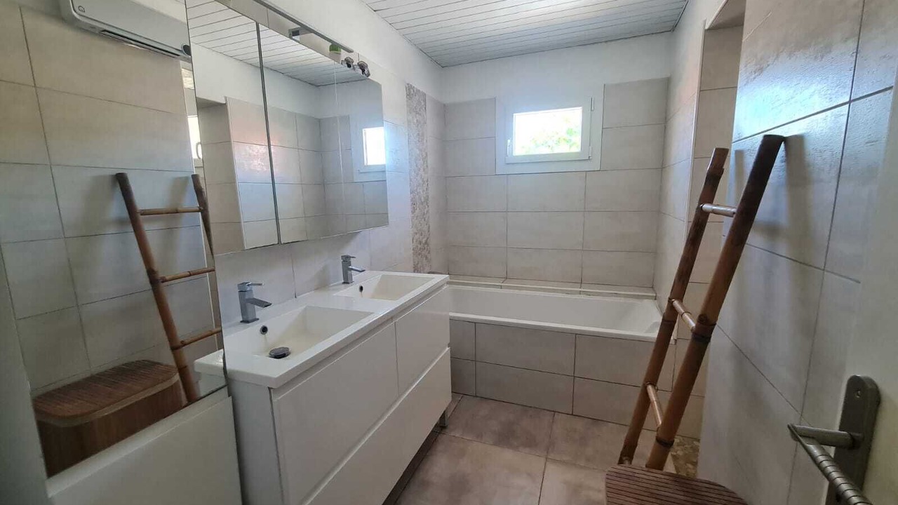 Photo of Bathroom in La Crau