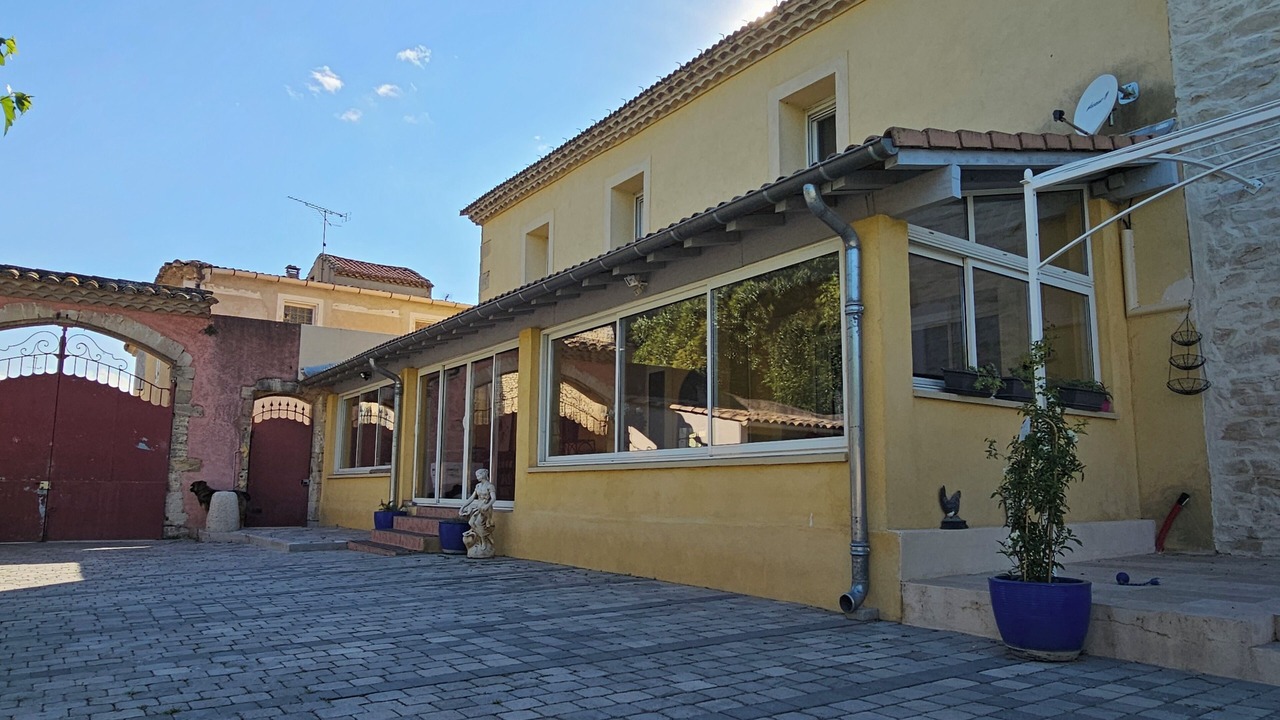 Photo of Outdoor in Milhaud