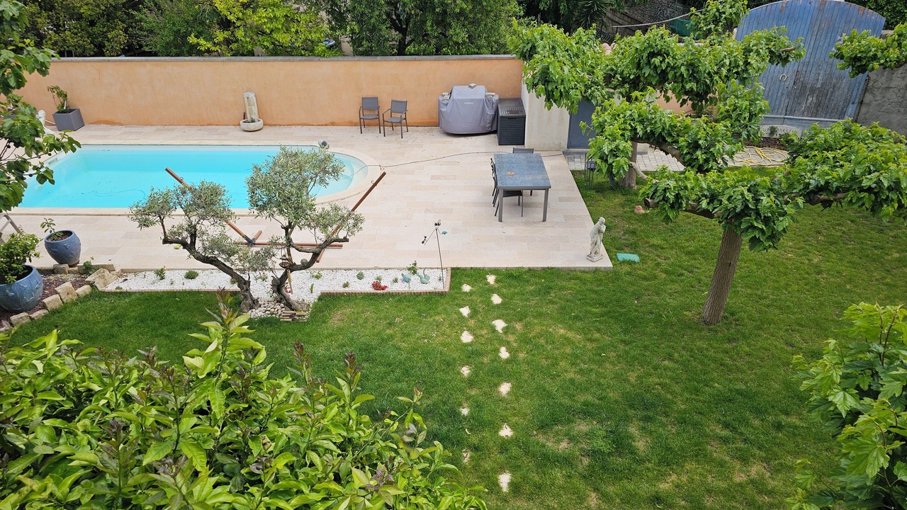 Photo of Outdoor in Milhaud