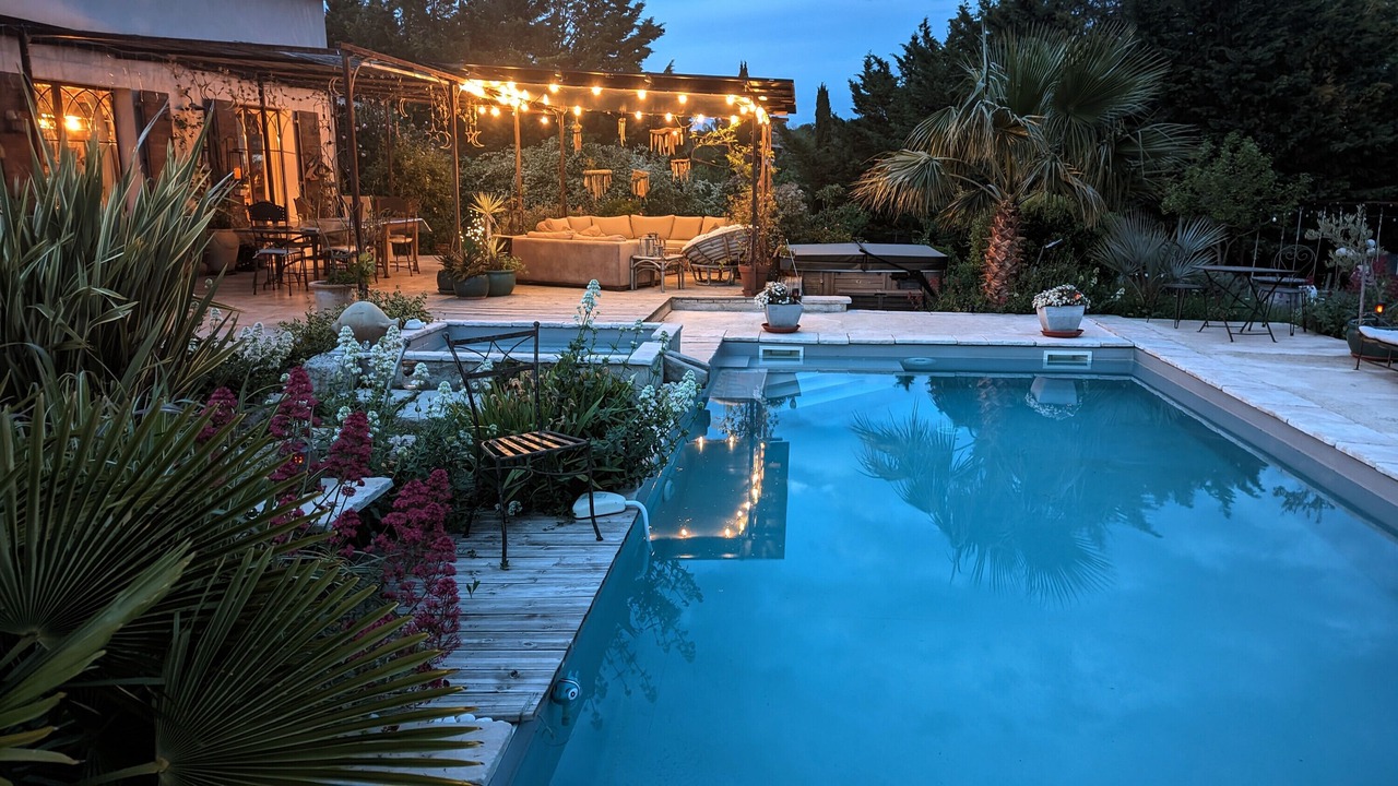 Photo of Outdoor in Cabrieres-dʼAigues